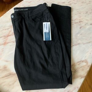 NWT_Mid-Rise Super Skinny Rockstar Jeans_ Size 16